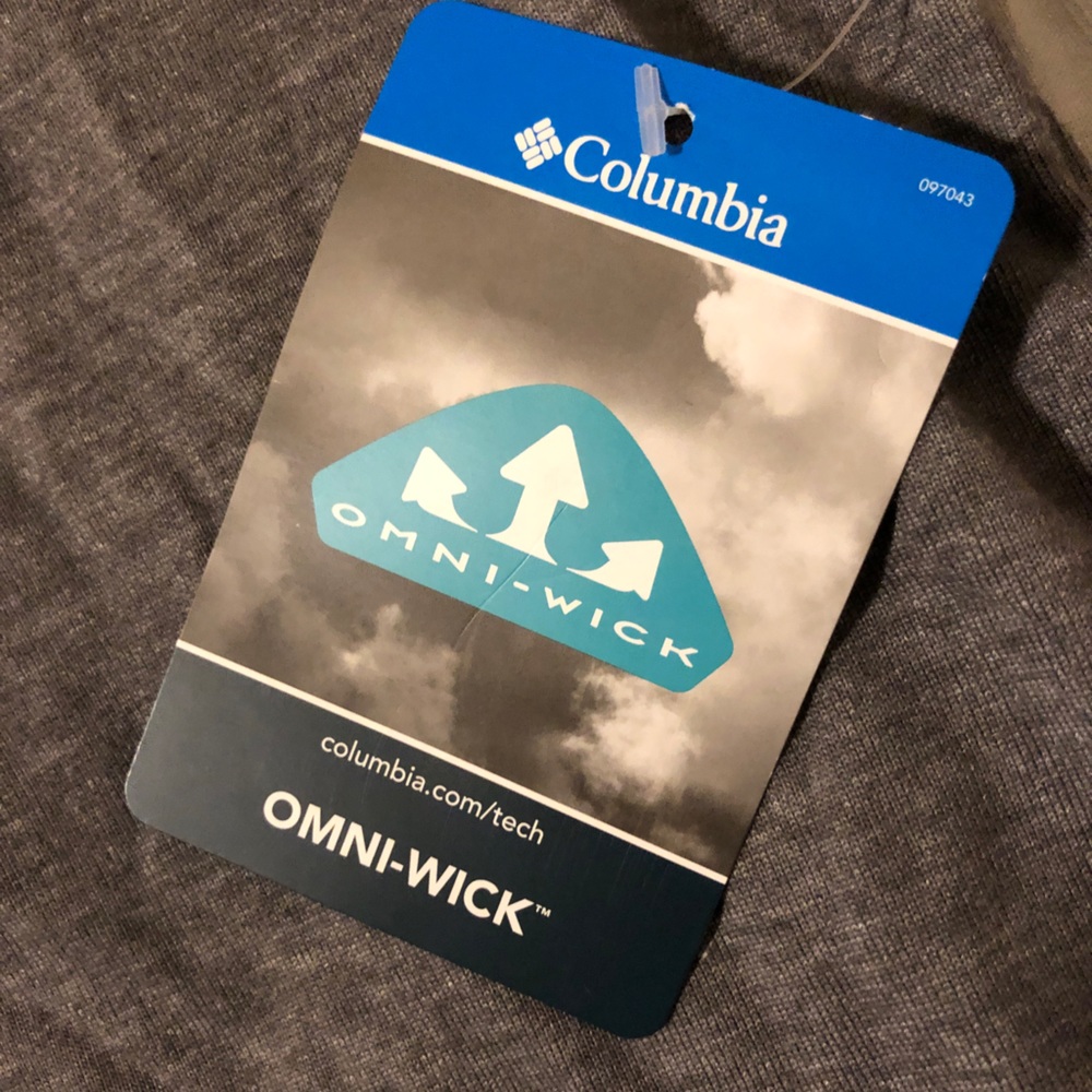 Husband wears 3xl. I bought this as a comfy oversized shirt. He didn’t wear it.